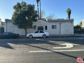 6107 Avalon Boulevard