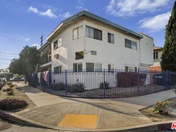 5905 Whitnall Highway