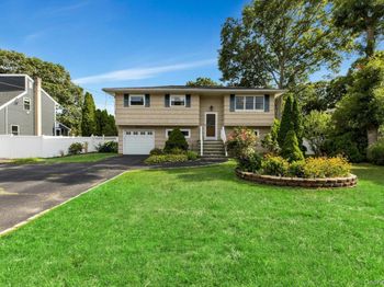 14 Floradora Drive