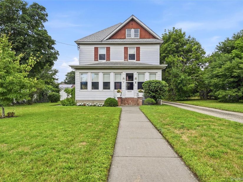68 Jayne Avenue, Patchogue NY 11772