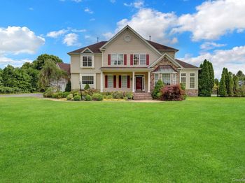 7 Brookline Court