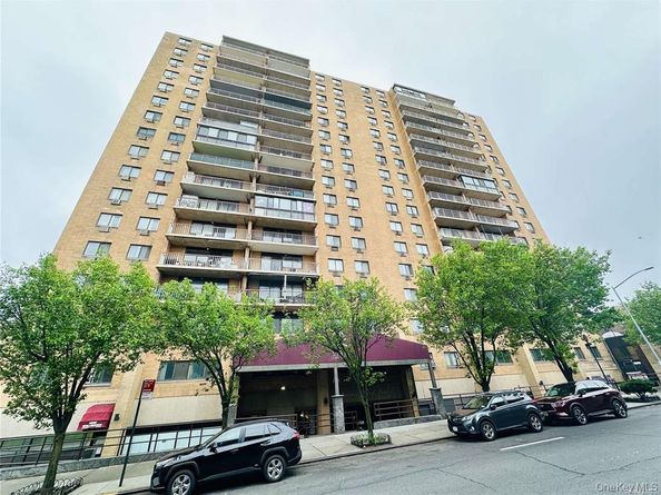 92-29 Queens Boulevard 16H, Rego Park NY 11374