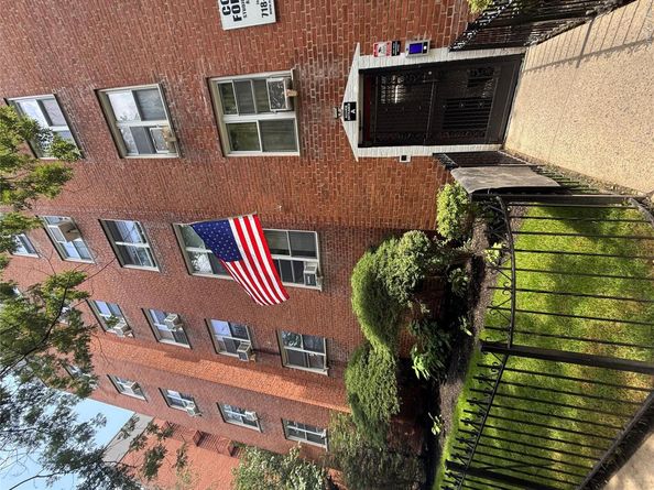 33-15 81st Street 6E, Elmhurst NY 11372