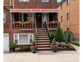 1261 E 54th Street