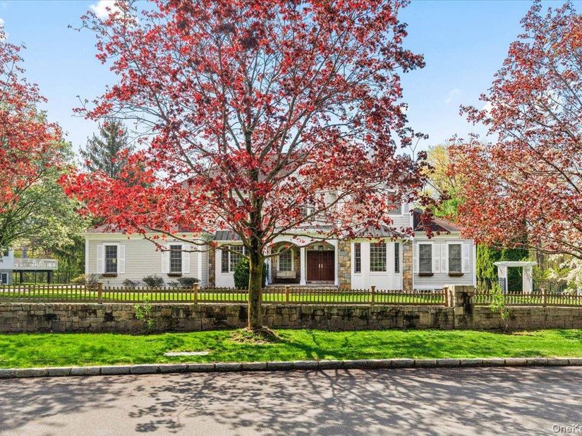 68 Stonewall Circle, West Harrison NY 10604