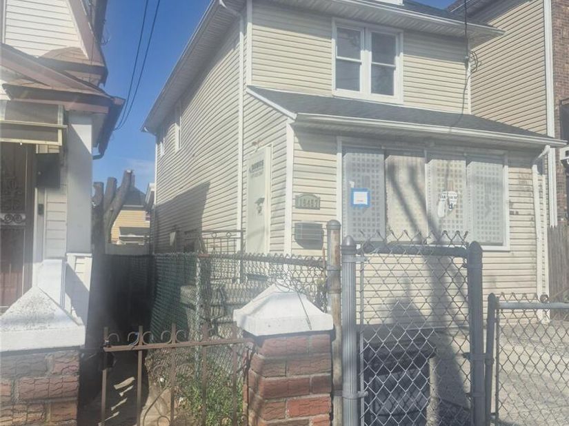 16457 109th Avenue, Addisleigh Park NY 11433