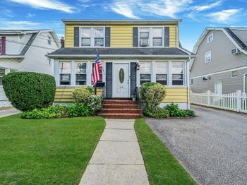 24 Huntington Ave