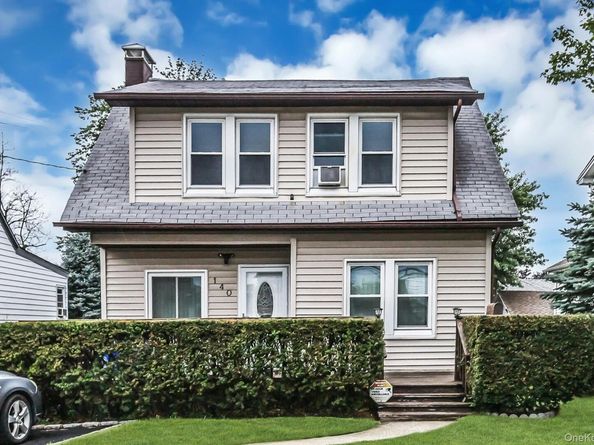 140 Rockaway Parkway, Valley Stream NY 11580