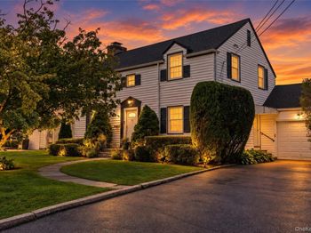 136 Wilmot Circle