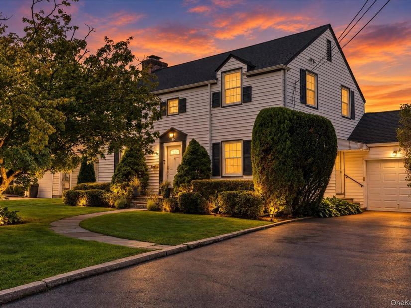 136 Wilmot Circle, Scarsdale NY 10583
