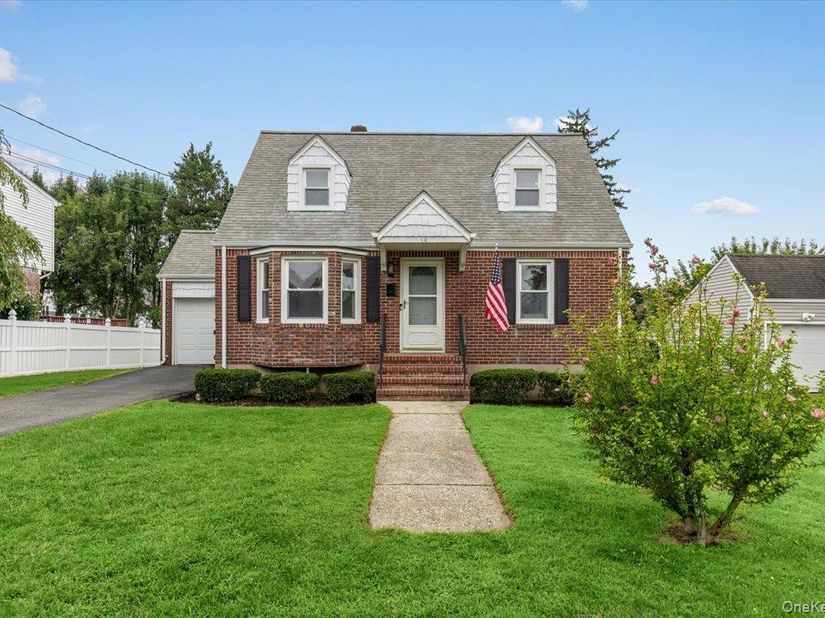 10 Maywood Avenue, Rye Brook NY 10573