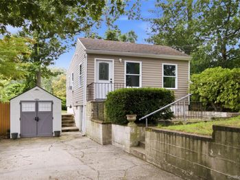 34 Whitestone Road