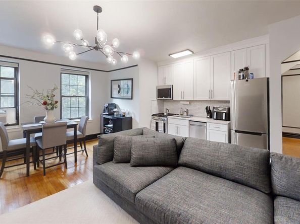 105 Garth Road 4k, Scarsdale NY 10583