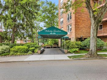 42-30 Douglaston Parkway