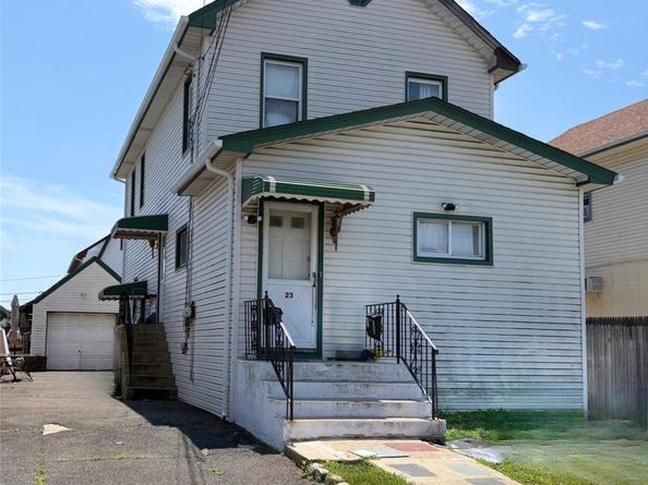 23 Park Avenue, Lawrence NY 11559