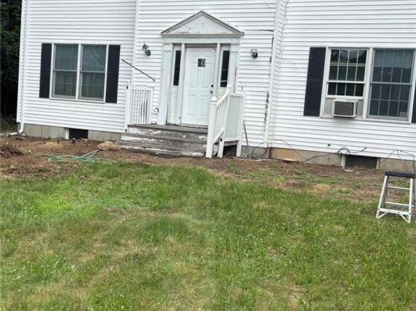 60 Randall Road, Wading River NY 11792