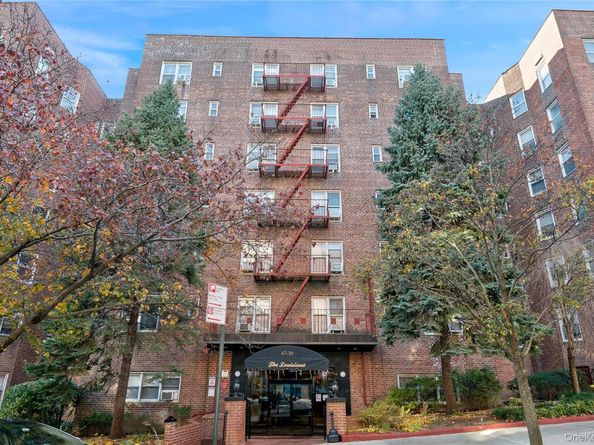 67-30 Clyde Street 2C, Forest Hills NY 11375