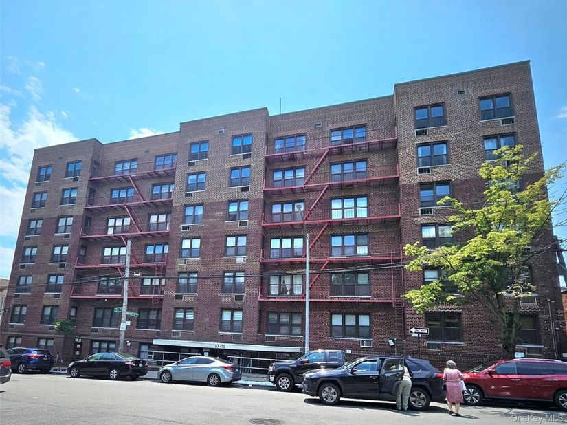 87-70 173 Street 5G, Jamaica, NY 11432 - For Sale