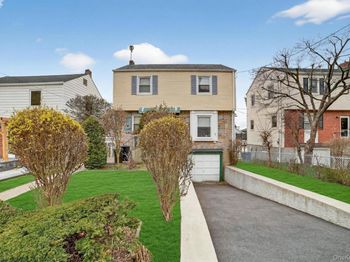 65 Hillview Avenue