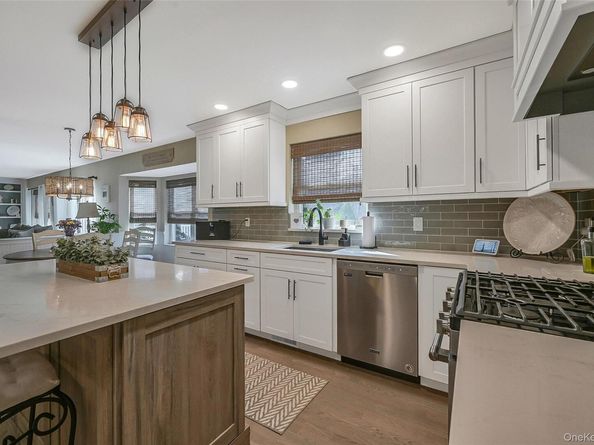 4 Apple Lane, Wading River NY 11792