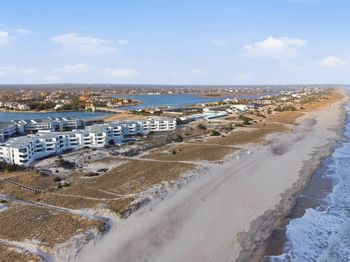 253 Dune