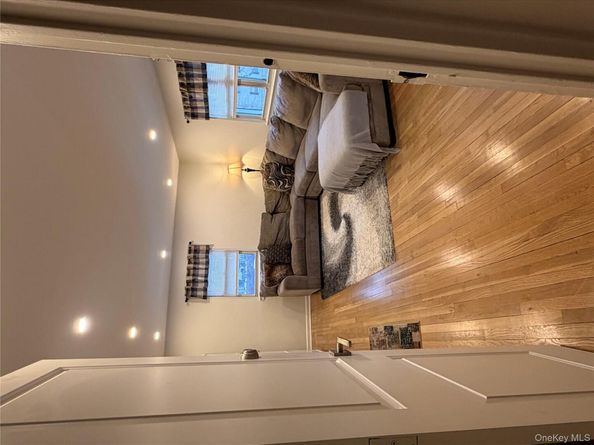 268-41 82 Avenue 2nd Floor, New Hyde Park NY 11040