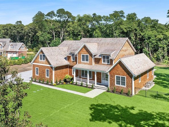 80 Deer Run, Southold NY 11971