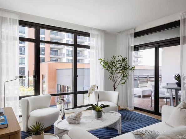 140 Boardwalk L6 B, Long Beach NY 11561