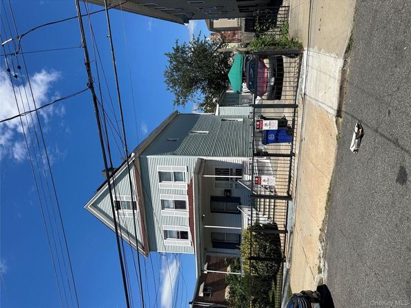 811 E 219th Street, Bronx NY 10467