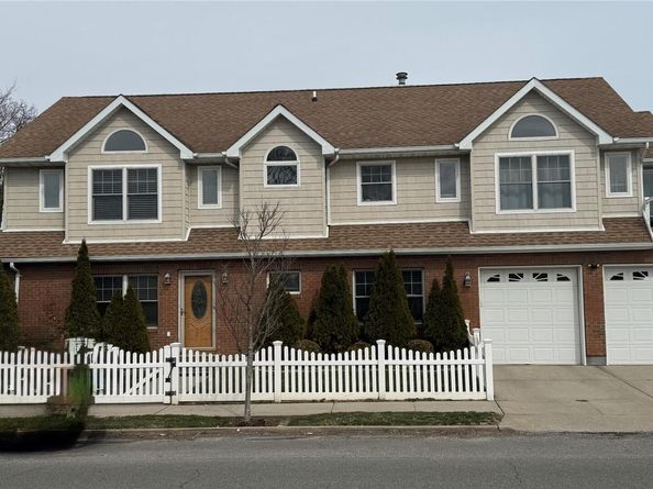 703 Neptune Boulevard, Long Beach NY 11561