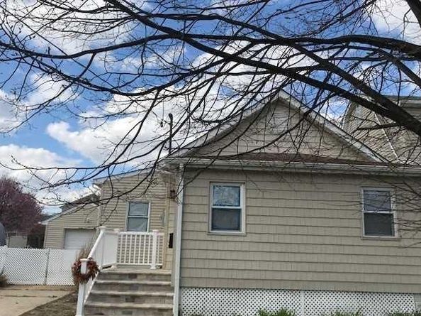 3665 Ionia Street, Seaford NY 11783