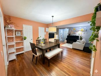 224-24 Union Turnpike