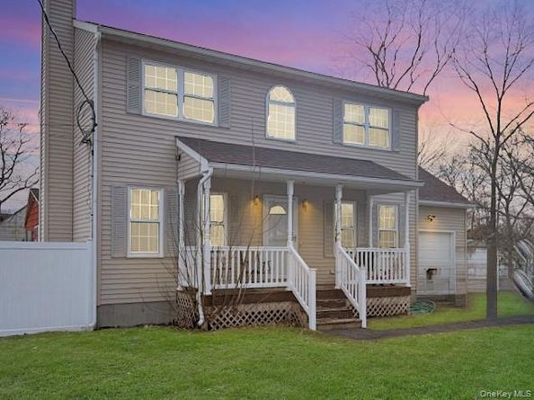 116 Robinwood Drive, Shirley NY 11967