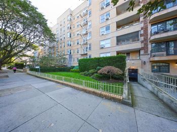 1250 Ocean Parkway