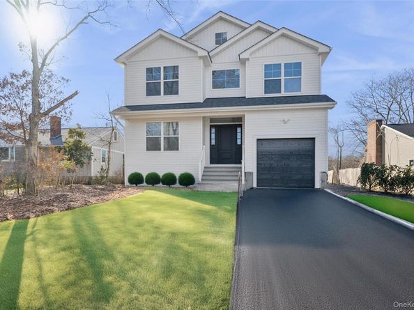 909 Ostrander Avenue, Riverhead NY 11901