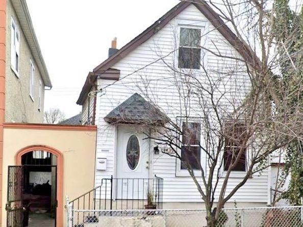 4439 Mundy Lane, Bronx NY 10466