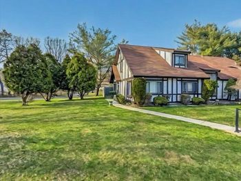 135 Fieldstone Court