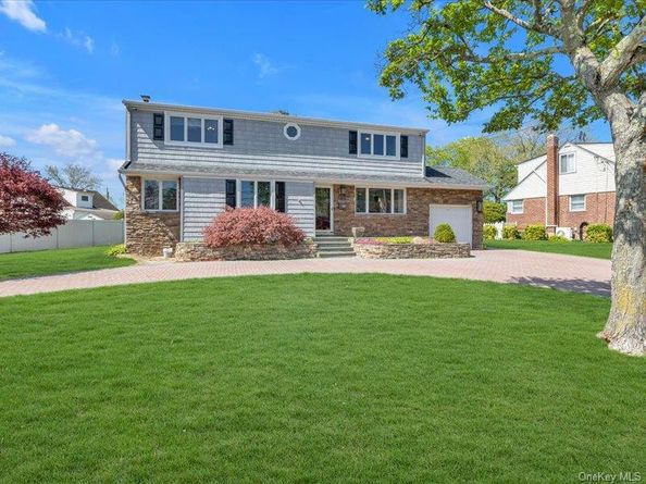 92 Elberta Drive, East Northport NY 11731