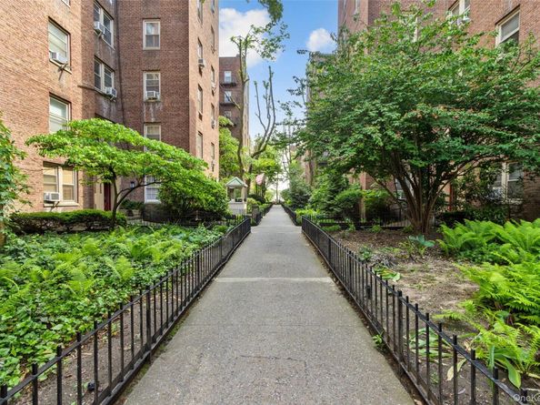 43-10 48th Avenue 6R, Woodside NY 11377