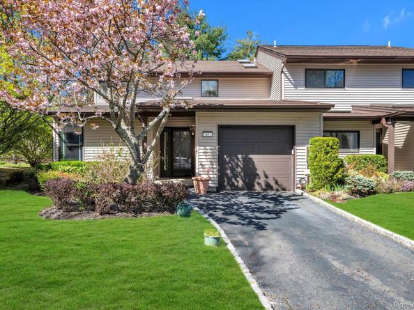 47 Northgate Circle, Melville NY 11747