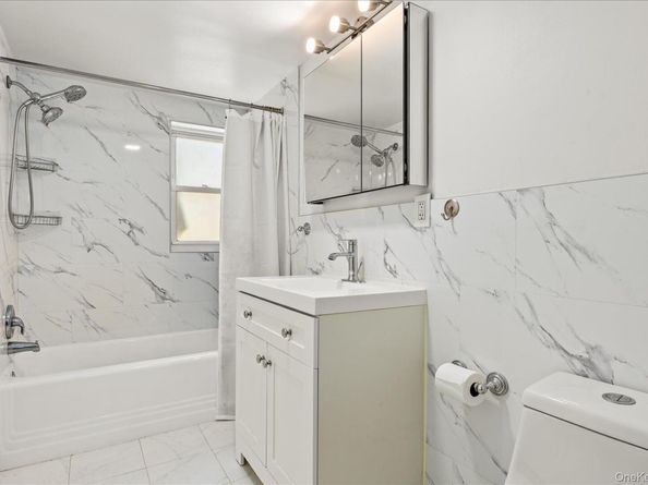 2067 32nd Street, Astoria NY 11105
