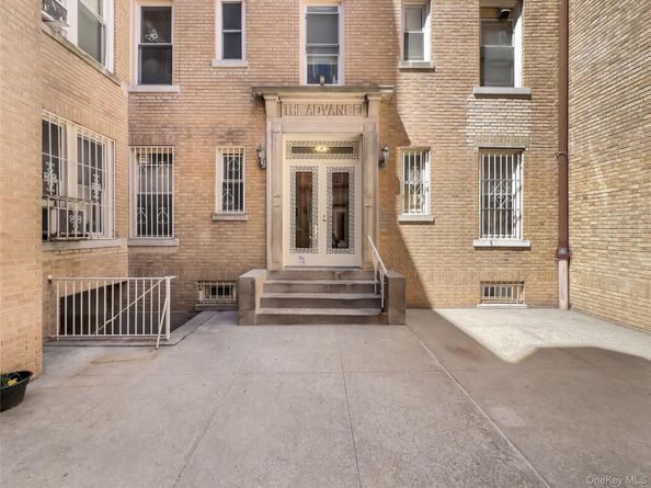848 43rd Street 22, Brooklyn NY 11232