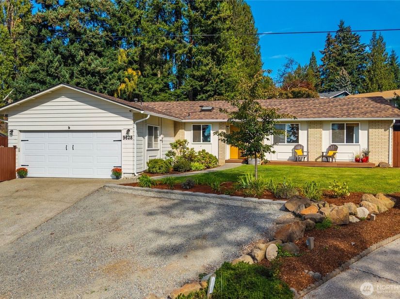 9628 S 214th Street, Kent WA 98031