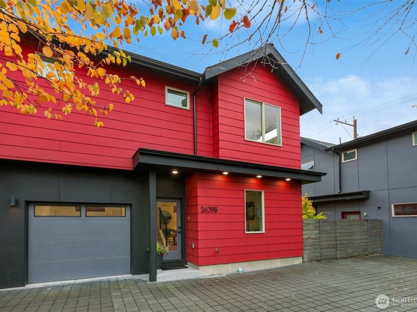 2639 41st Avenue SW B, Seattle WA 98116