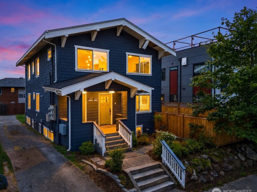 4206 Dayton Avenue N, Seattle WA 98103