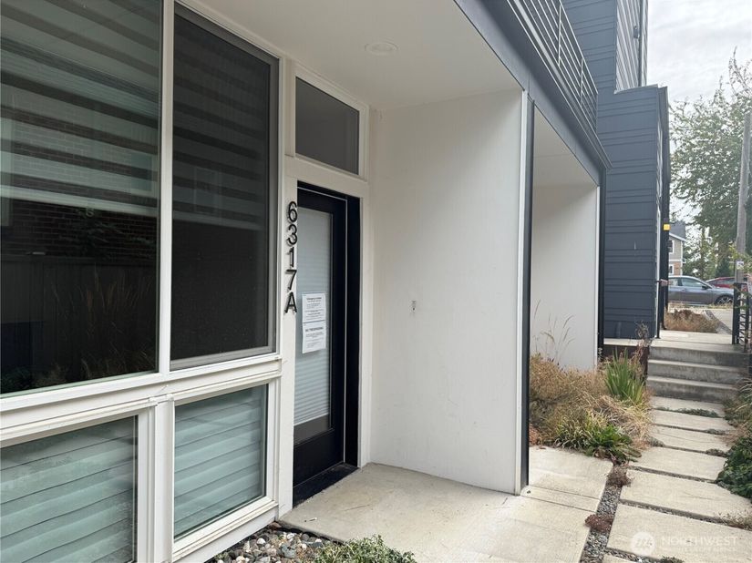 6317 34th Avenue, Seattle WA 98126