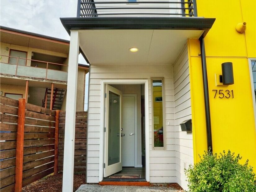 7531 43rd Avenue S, Seattle WA 98118