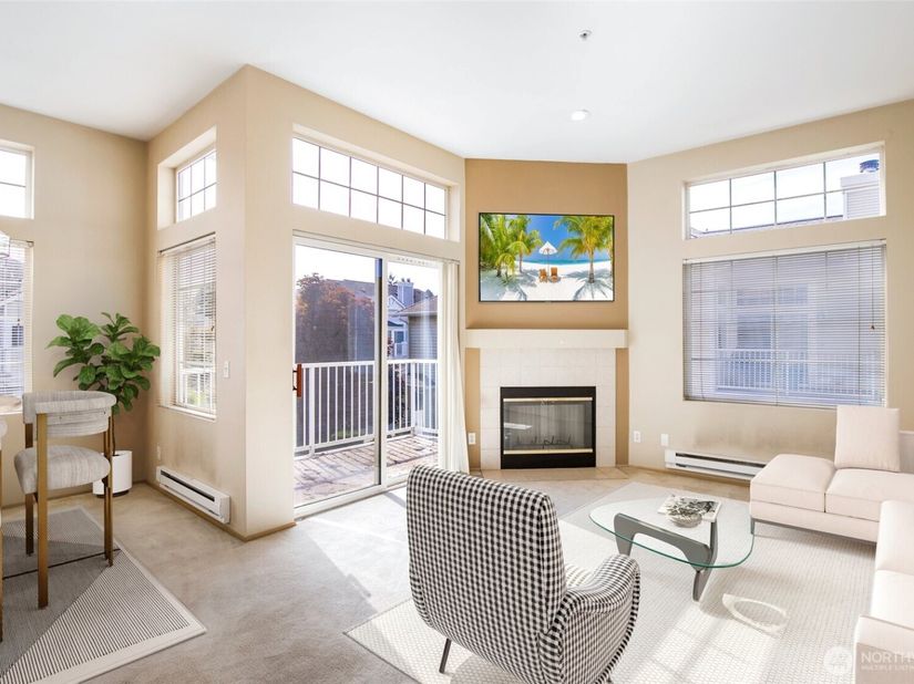23521 55th Avenue S 122, Kent WA 98032