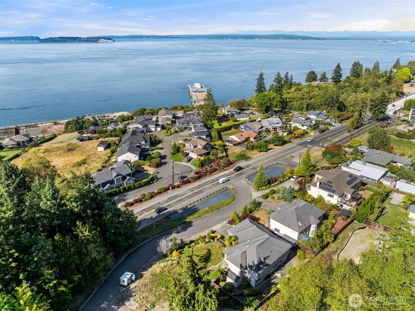 1447 Scurlock Lane, Mukilteo WA 98275
