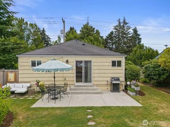 2638 SW 106th Street